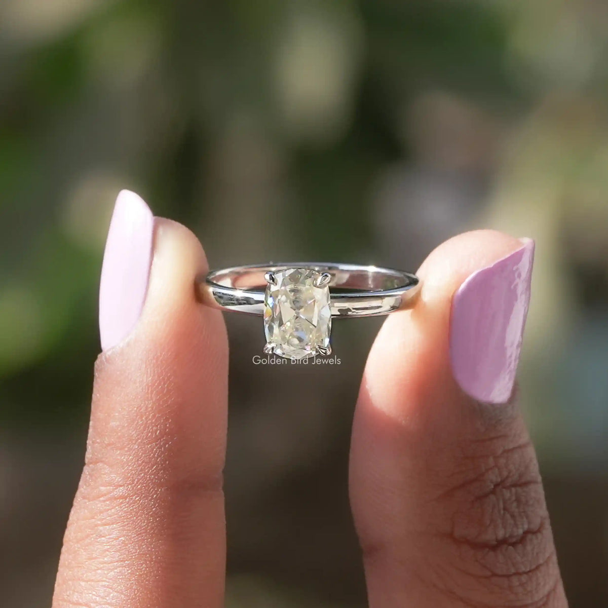 [1 Carat Cushion Cut Moissanite Ring]-[Golden Bird Jewels]