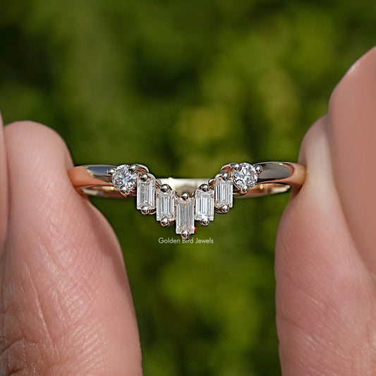 Baguette Cut Moissanite Curved Wedding Band