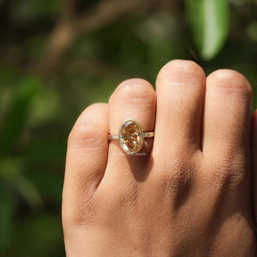 [Moissanite Oval Cut Accent Stone Ring]-[Golden Bird Jewels]