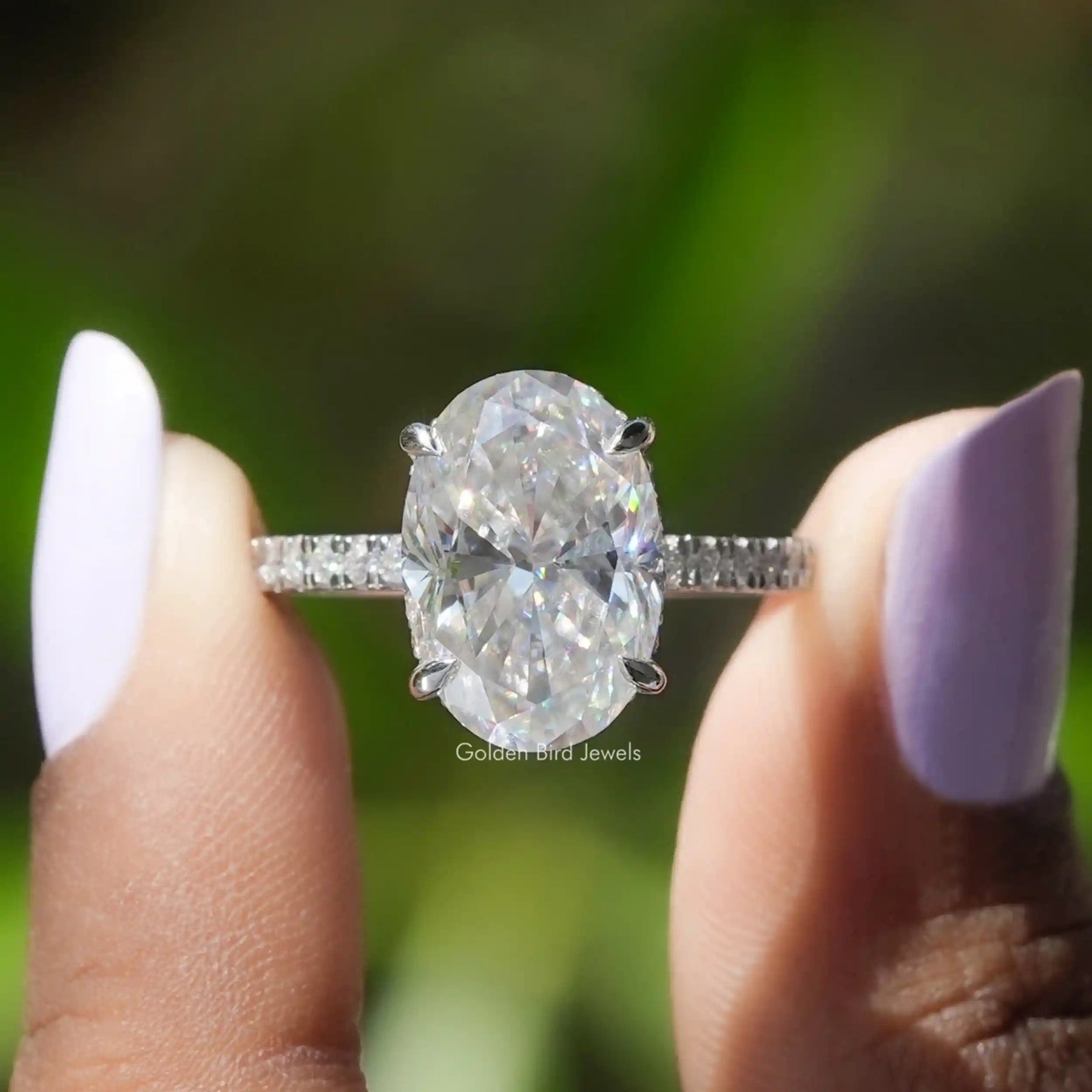 [Crushed Ice Oval Cut Hidden Halo Ring]-[Golden Bird Jewels]