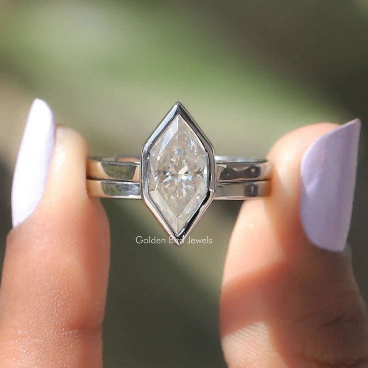 Dutch Marquise Cut Moissanite Solitaire Set