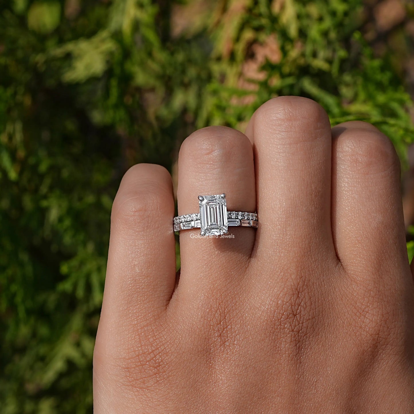 Close-Up VIew of A Lab Grown Emerald Cut Bridal Ring Set 