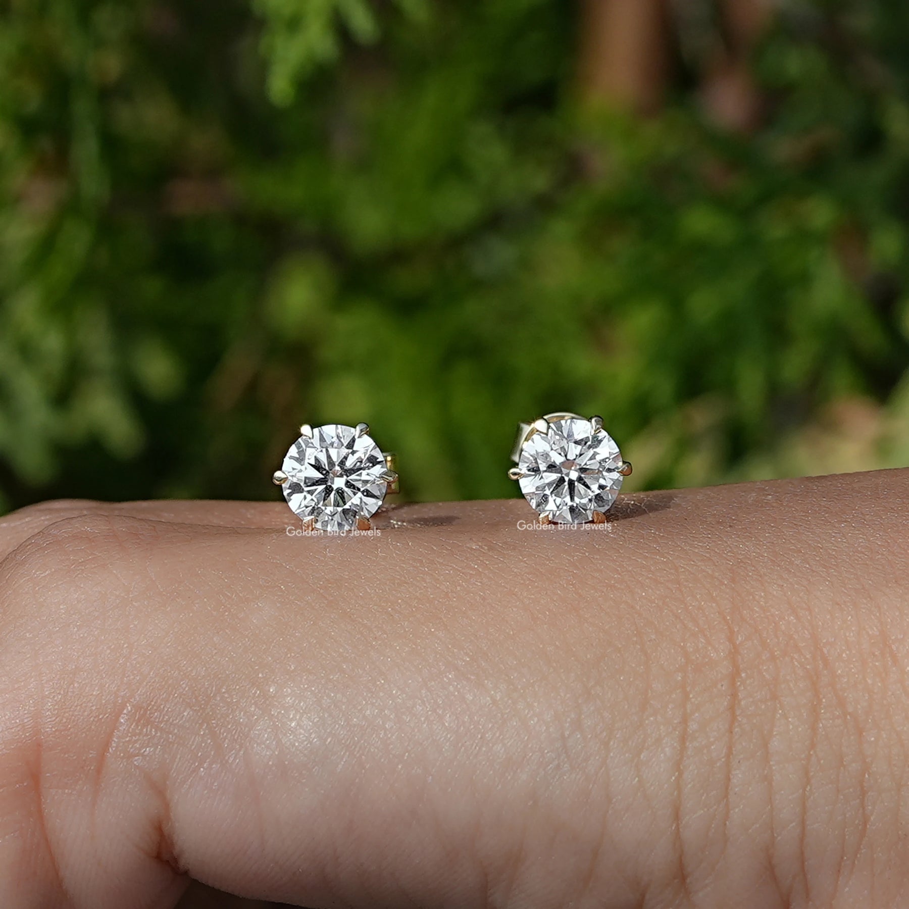 Lab Diamond Round Shaped Solitaire Stud Earrings