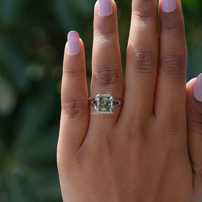 [Solitaire Radiant Cut Moissanite Ring]-[Golden Bird Jewels]