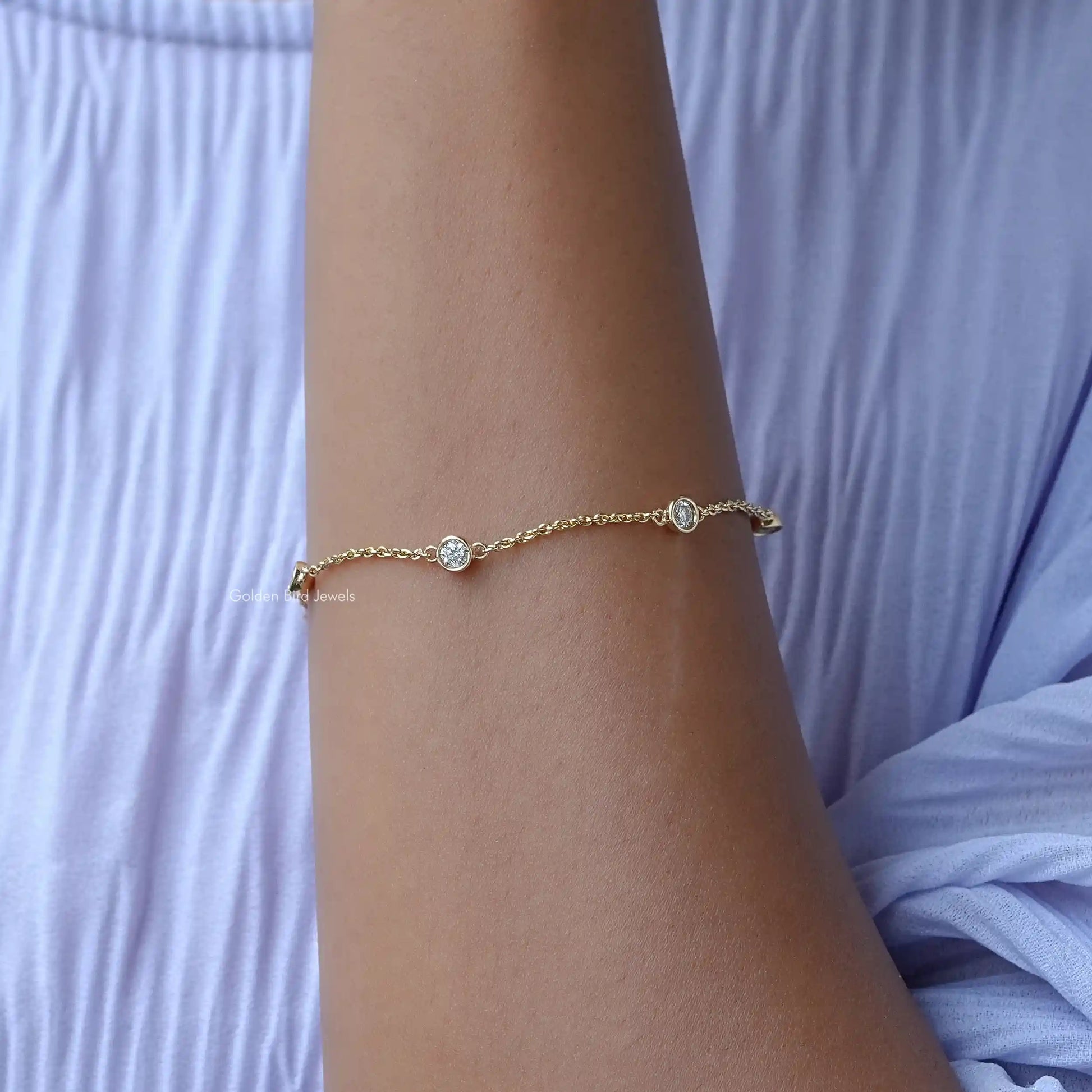 In front view of moissanite round Shape Bracelet