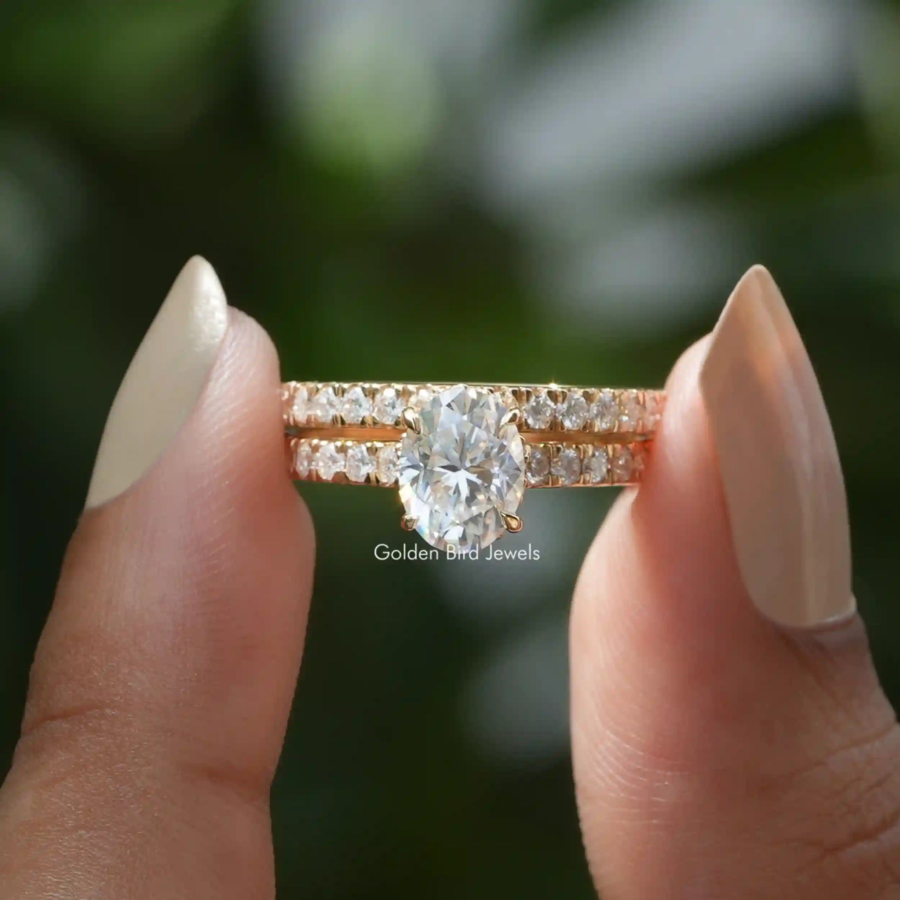 Oval Cut Lab Grown Diamond Wedding Ring Set