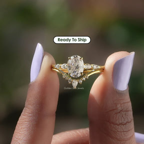 [Oval Cut Moissanite Accent Stone Moissanite Bridal Ring Set]-[Golden Bird Jewels]