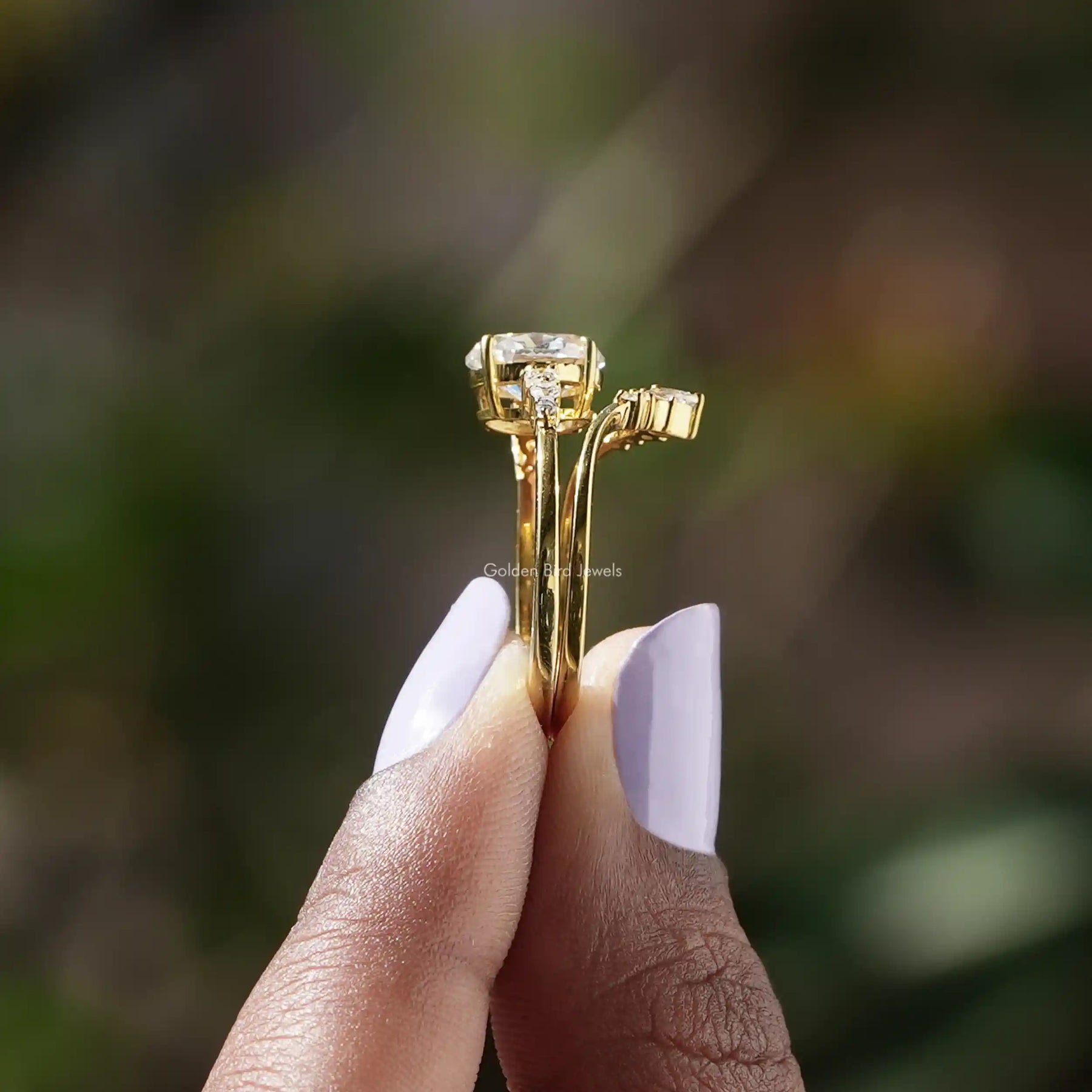 [Yellow Gold Oval Cut Accent Ring]-[Golden Bird Jewels]