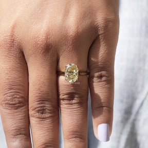 [Moissanite Oval Cut Solitaire Ring]-[Golden Bird Jewels]