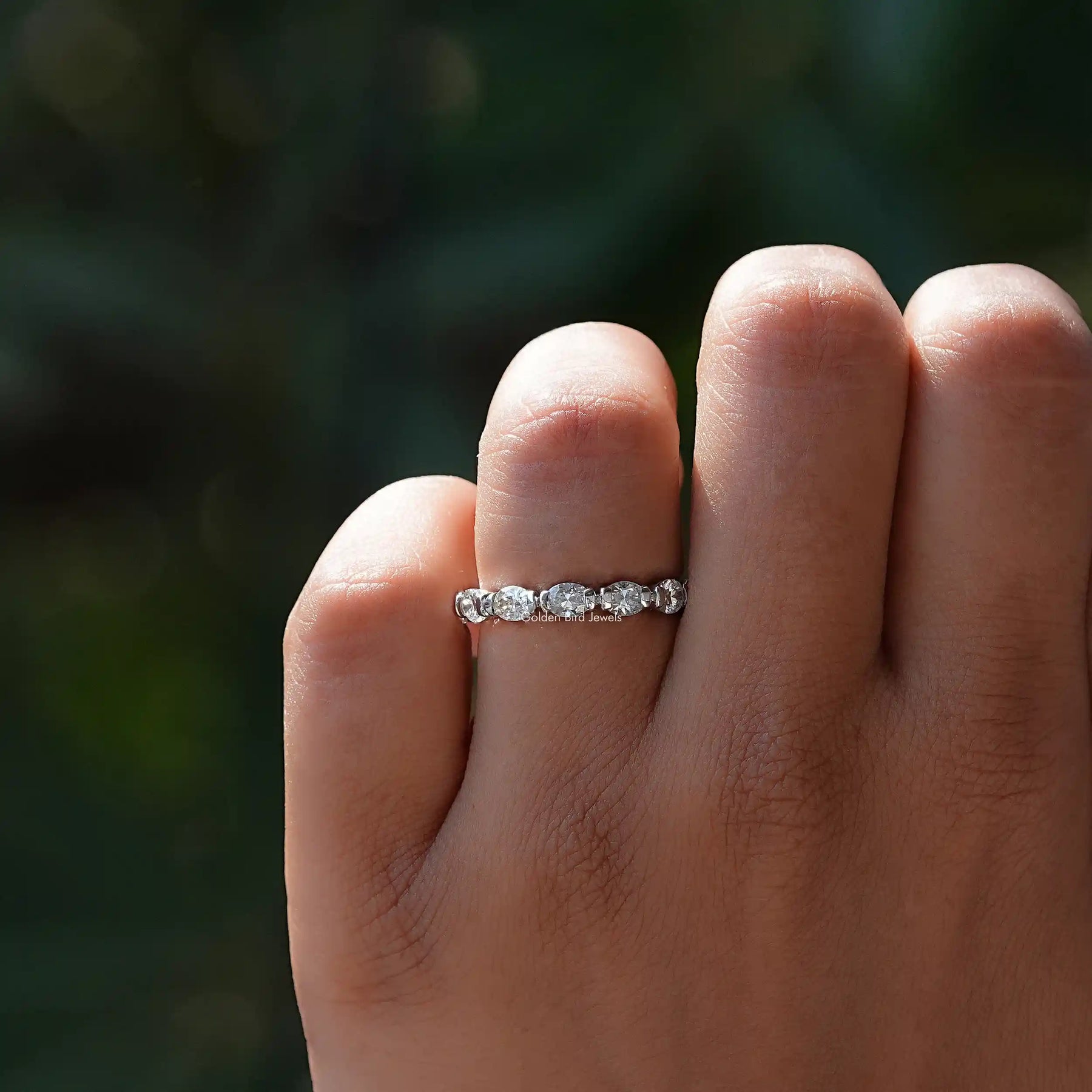 [Colorless Oval Cut Eternity Band]-[Golden Bird Jewels]