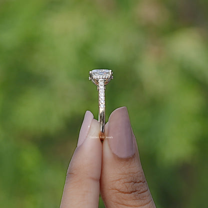 Side View of Engagement ring crafted With Oval Moissanite Bridge Cut 