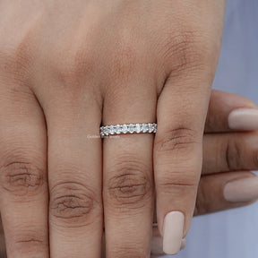 Detailed View Of Oval Shaped Moissanite Ring