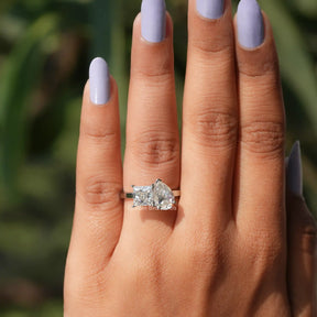 [Moissanite Princess And Pear Cut Toi Et Moi Ring In 14K White Gold]-[Golden Bird Jewels]