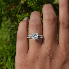 Detailed View A Princess Cut Lab Grown Diamond Ring