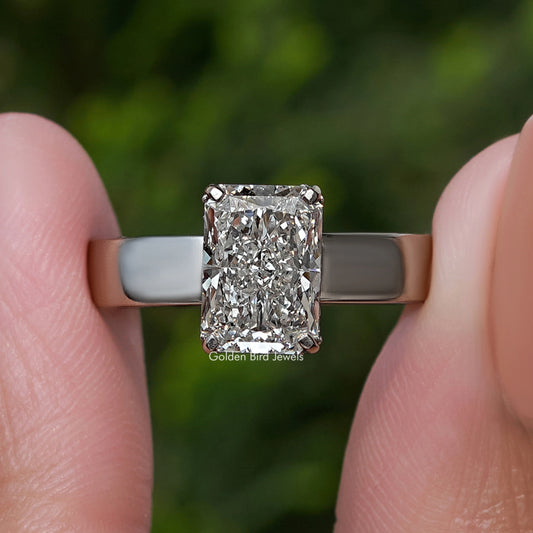 Hidden Halo Radiant Cut Lab Diamond Ring