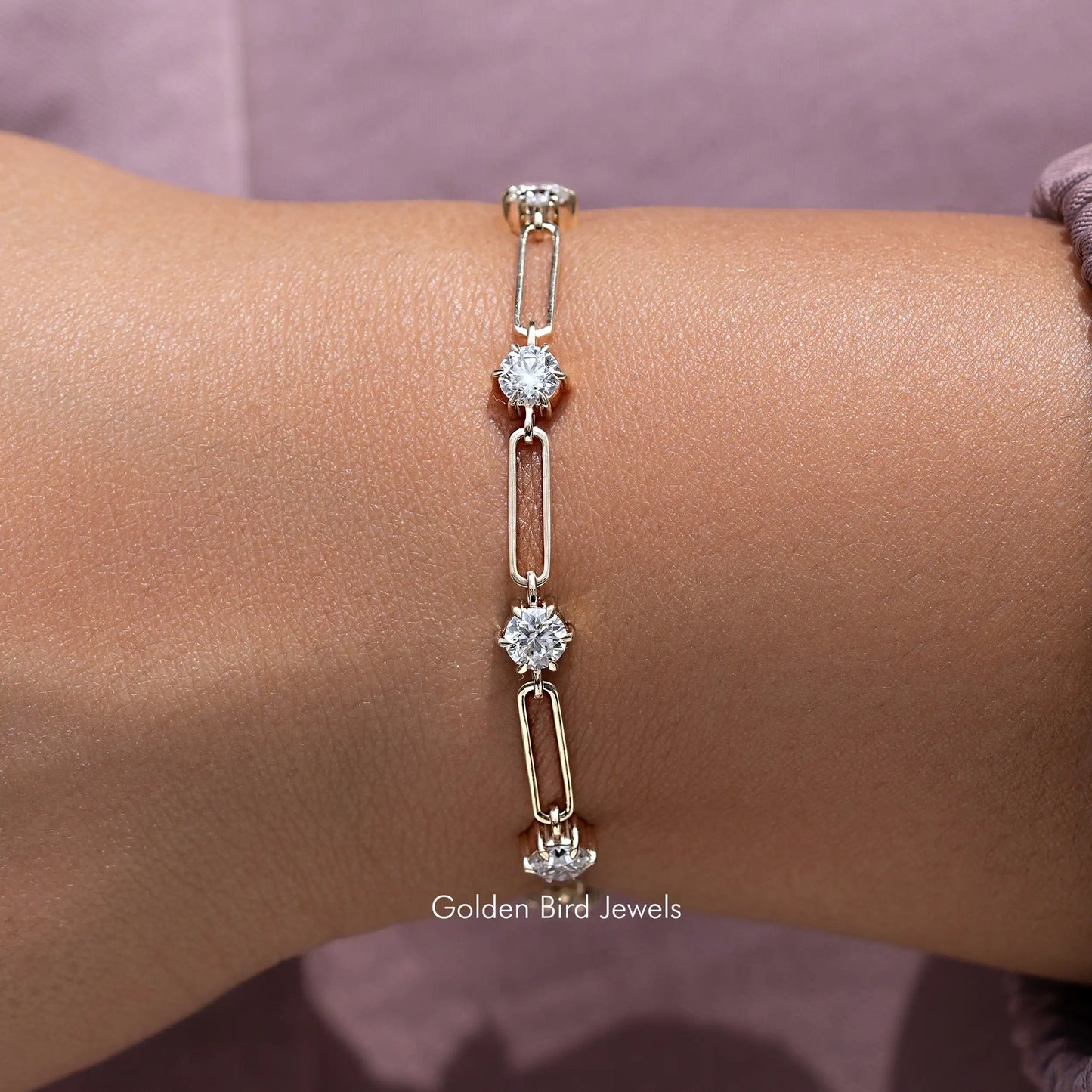 Round Cut Moissanite Link Bracelet