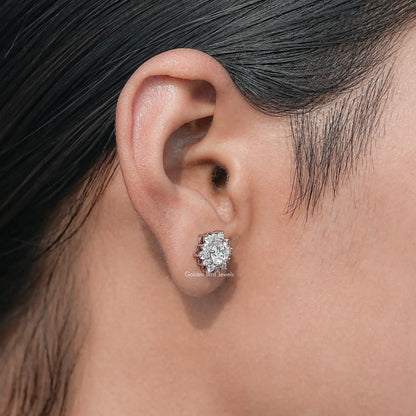 Colorless Round Cut Moissanite Stud Earrings
