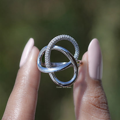 Round Cut Lab Diamond Criss Cross Loop Band