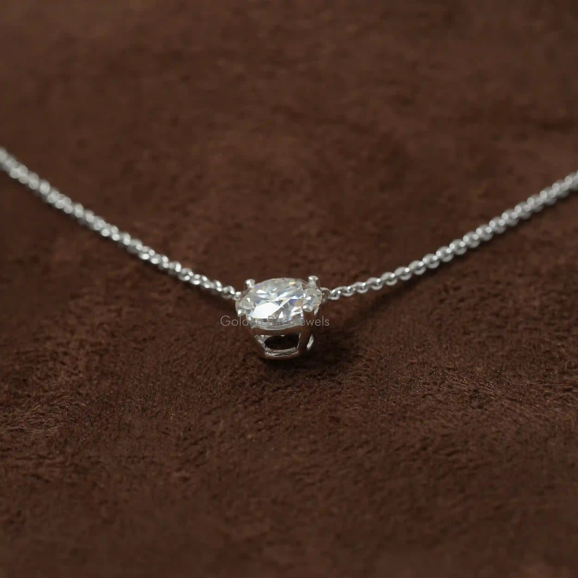 Close view of moissanite chain bracelet in secure setting 