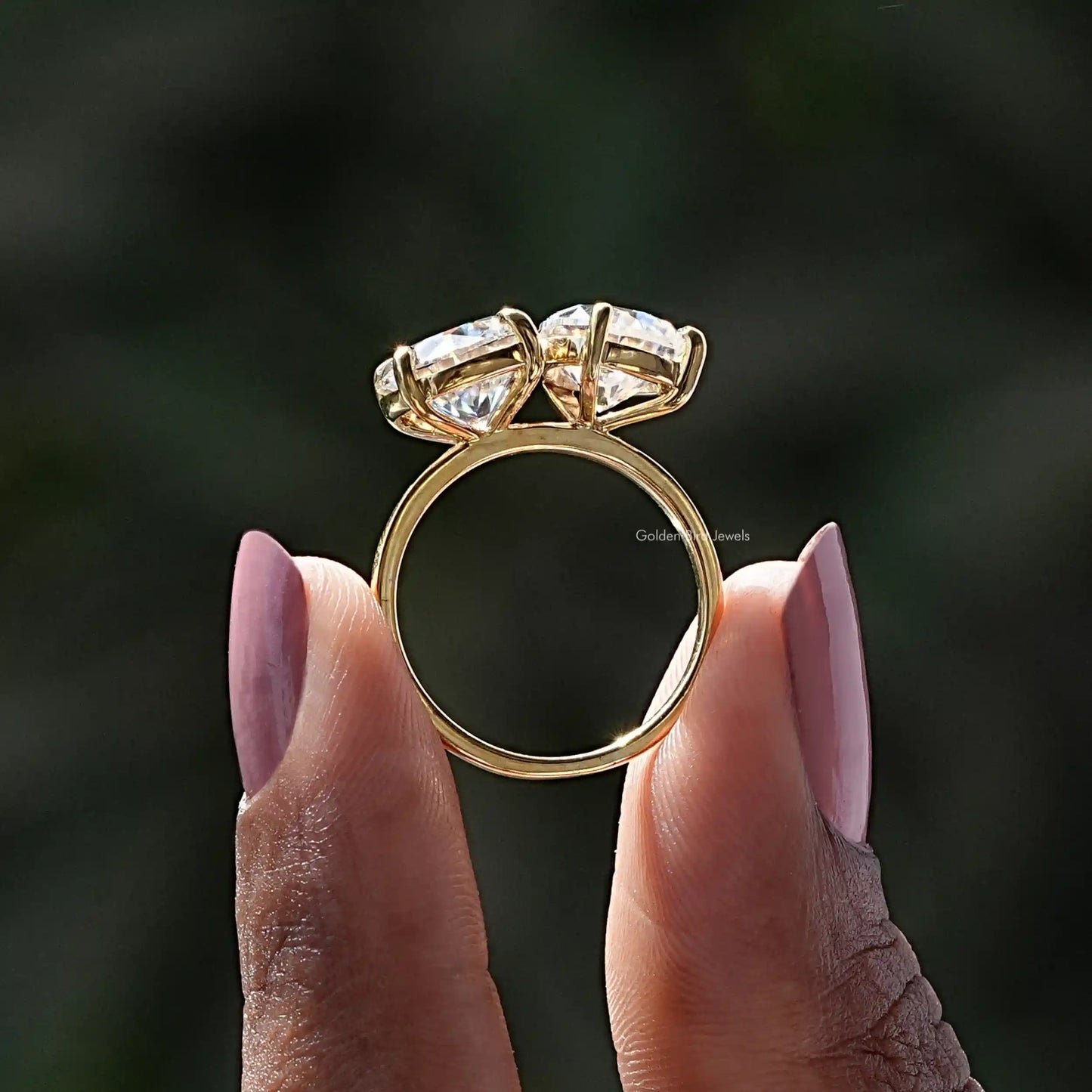 Pear And Round Cut Moissanite Toi Et Moi Ring