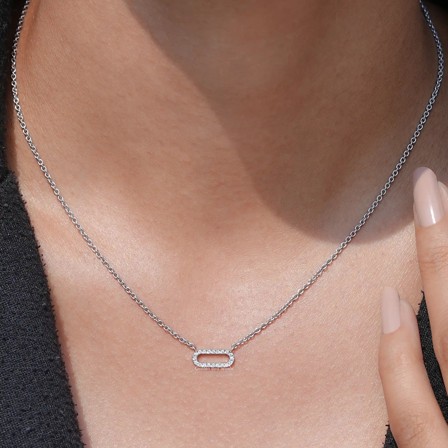 Close-Up View of Round Cut Lab Diamond Paperclip Pendant In White Gold