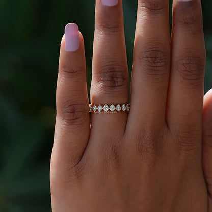 [Colorless Round Cut Wedding Band]-[Golden Bird Jewels]