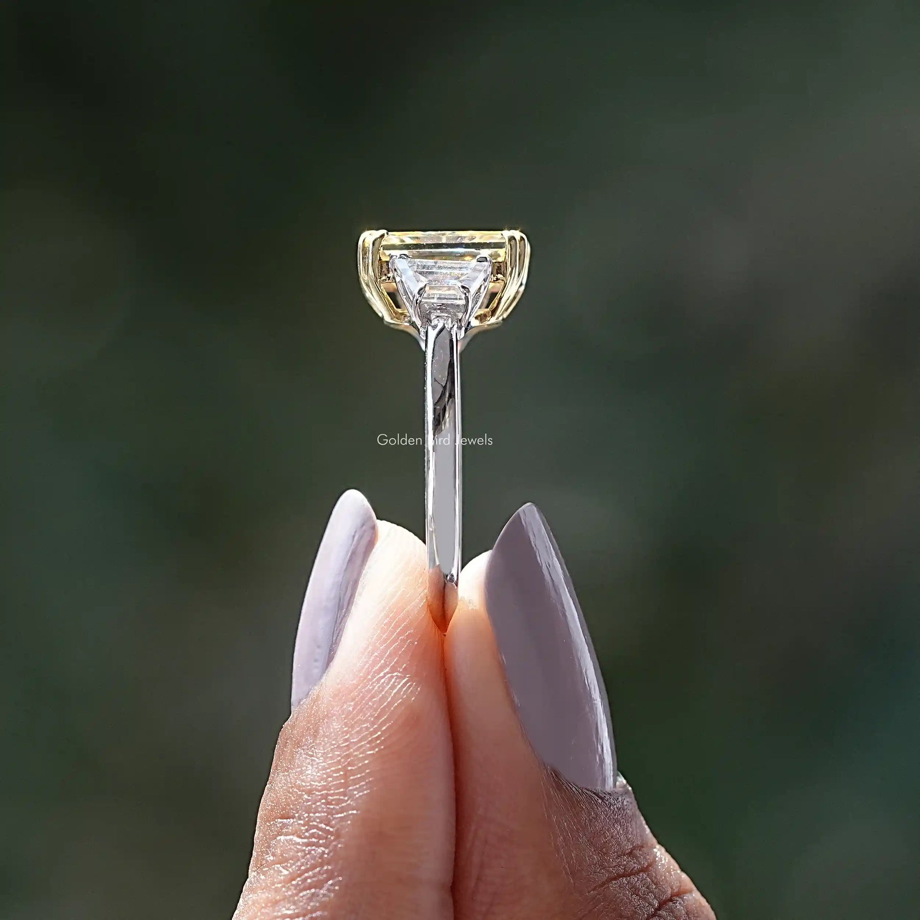 [Radiant And Trapezoid Cut Moissanite Three Stone Ring]-[Golden Bird Jewels]