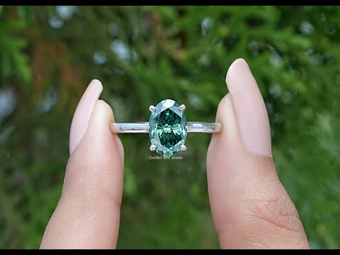 Crushed Ice Oval Cut Moissanite Engagement Ring